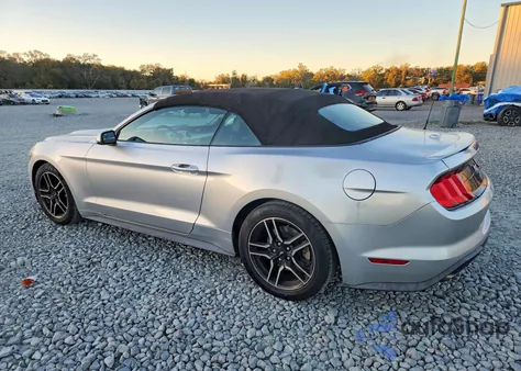 2019 Ford Mustang z USA, uszkodzony, nr VIN 1FATP8UH6K5170365